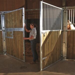 Opendraaiende voorwand 3,5 m volled. Douglas