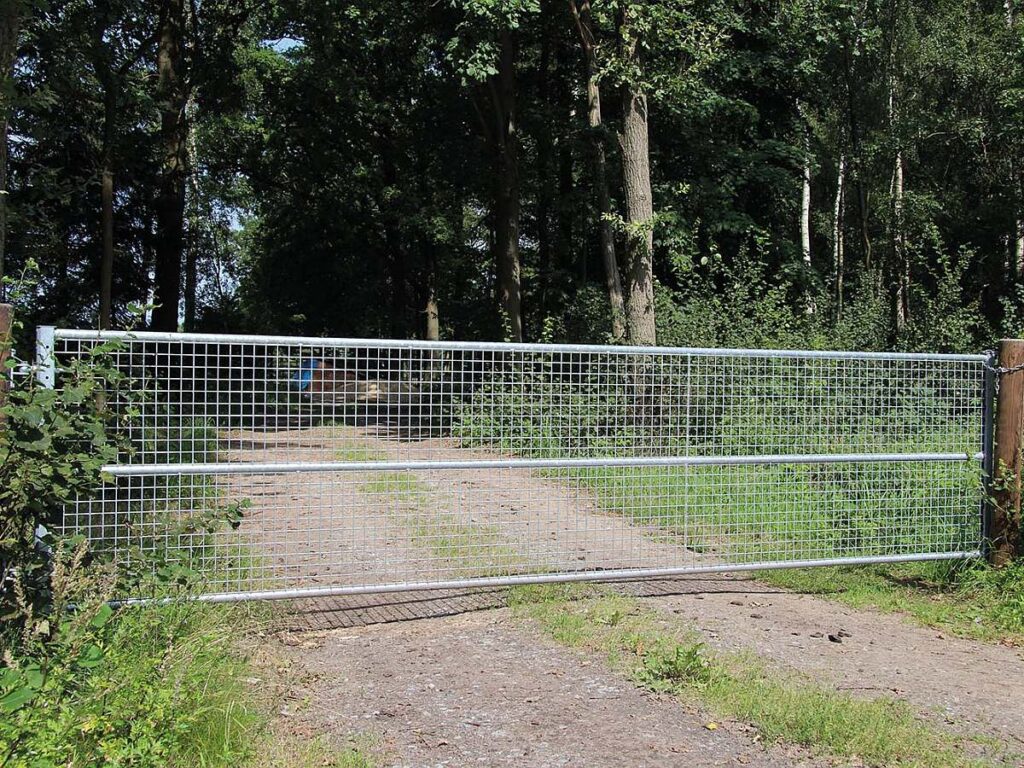 Weidepoort Comfort Line met rasterwerk